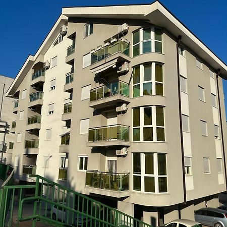 Kropa Apartman ポドゴリツァ エクステリア 写真